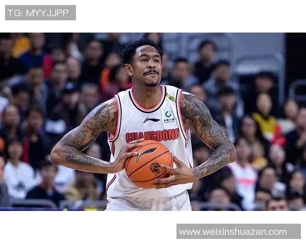 马尚布鲁克斯的篮球之路与职业生涯:从新秀到明星的成长历程 马尚布鲁克斯的篮球之路与职业生涯:从新秀到明星的成长历程