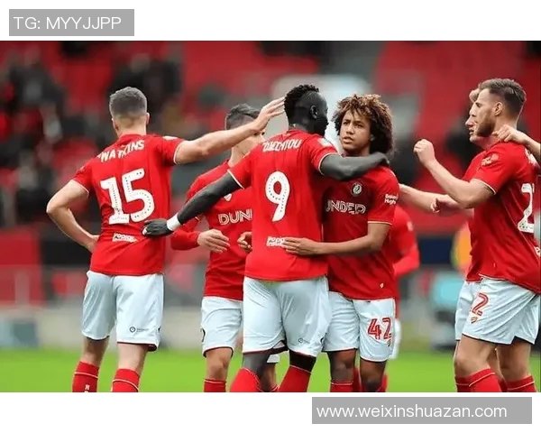 米尔沃尔主场迎战恩波利期待激烈对决与精彩进球