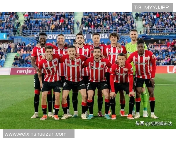 加拉塔萨雷主场迎战贝尔格莱德红星争夺欧战小组赛关键胜利 加拉塔萨雷主场迎战贝尔格莱德红星争夺欧战小组赛关键胜利